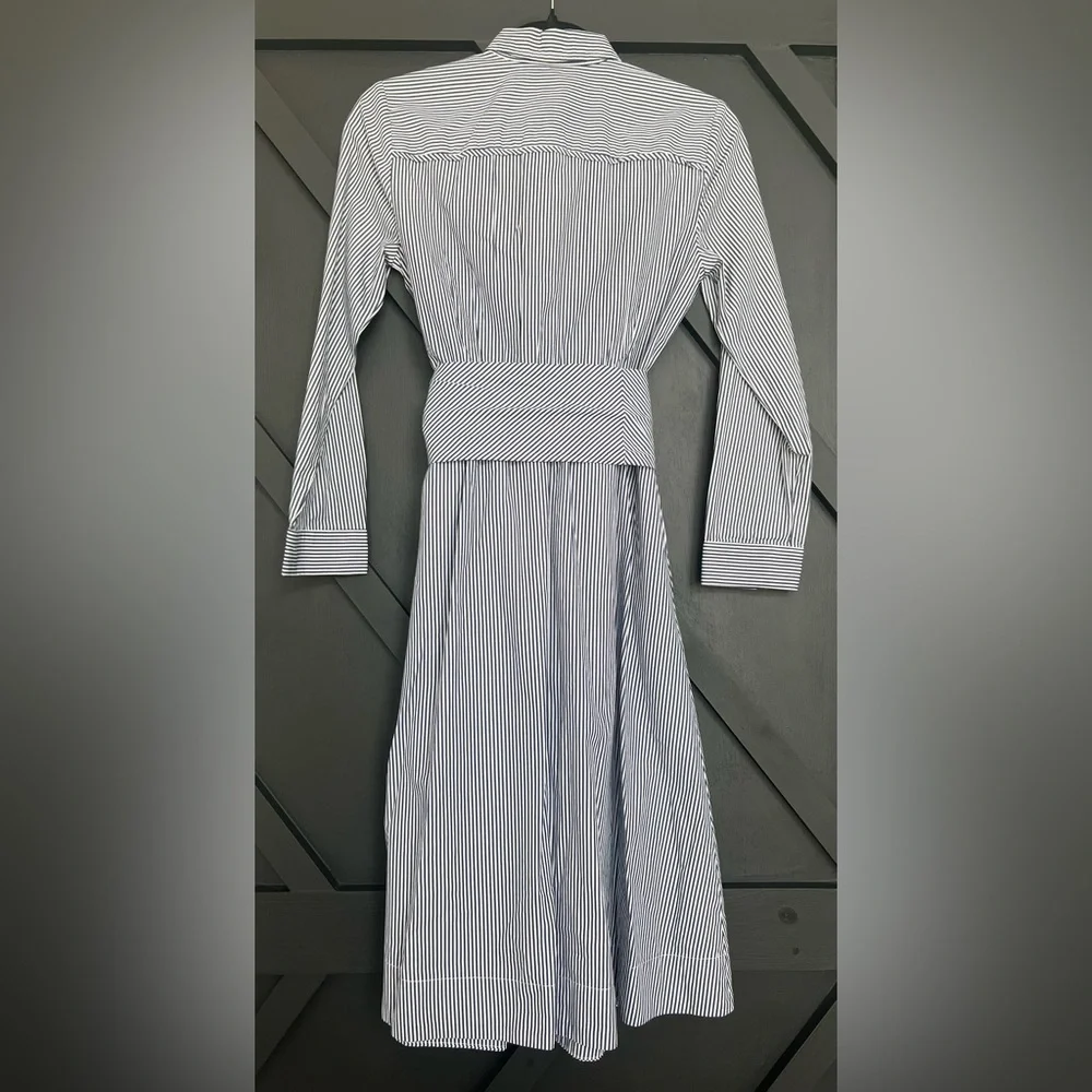 J. Crew Tie-Waist Shirt-Dress with Navy/White Stripes in cotton poplin, Size 2 - Picture 5 of 6